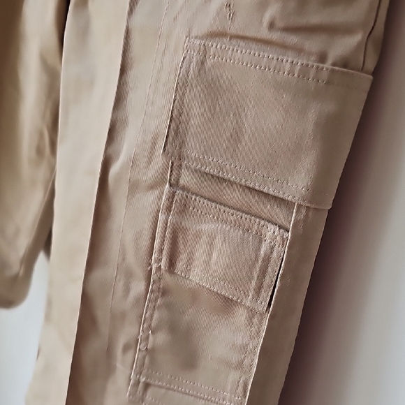 Men's Tan Cargo Shorts - Picture 4 of 5